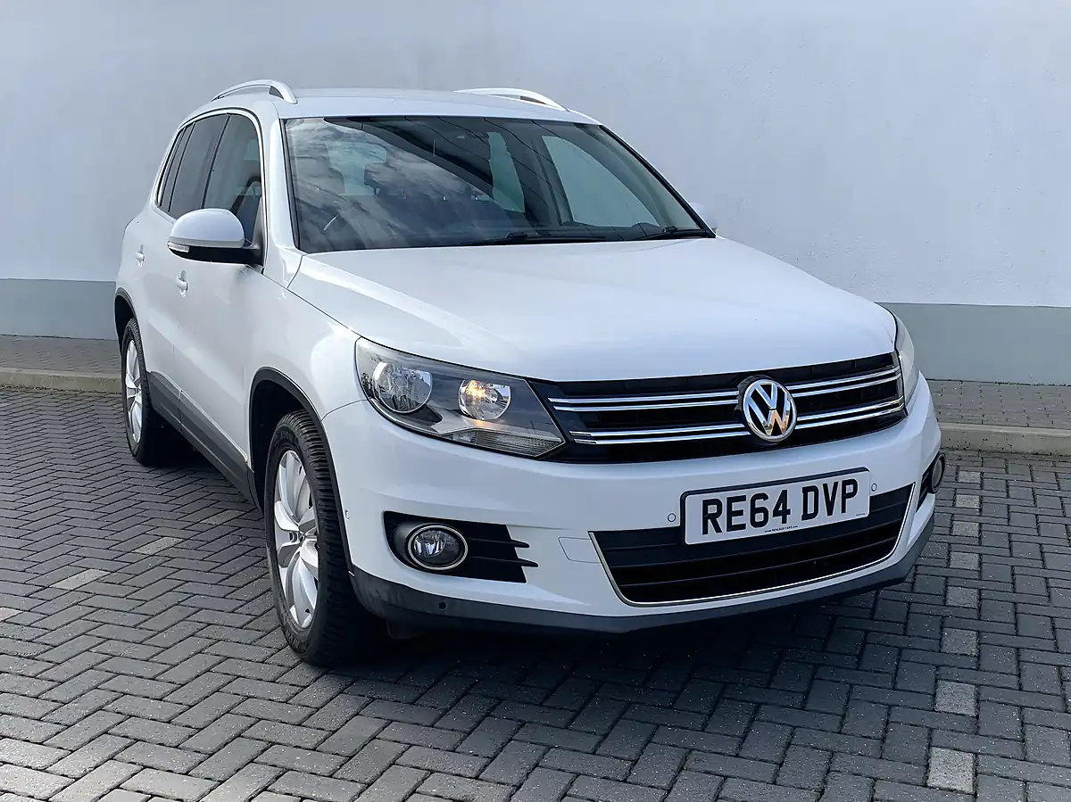 Used 2014 Volkswagen Tiguan Bluemotion Tech Match White - Interior and Exterior details 6