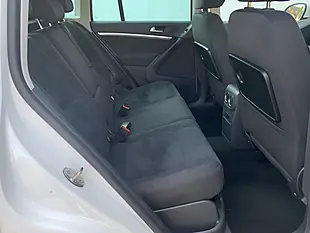 Used 2014 Volkswagen Tiguan Bluemotion Tech Match White - Interior and Exterior details 8