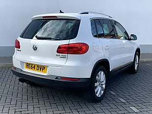 Used 2014 Volkswagen Tiguan Bluemotion Tech Match White - Interior and Exterior details 9