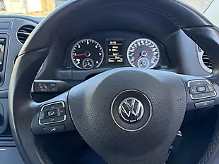 Used 2014 Volkswagen Tiguan Bluemotion Tech S Black - Interior and Exterior details 8