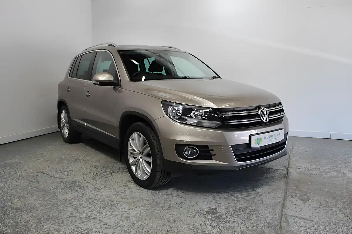 Used 2014 Volkswagen Tiguan Match Beige - Front View