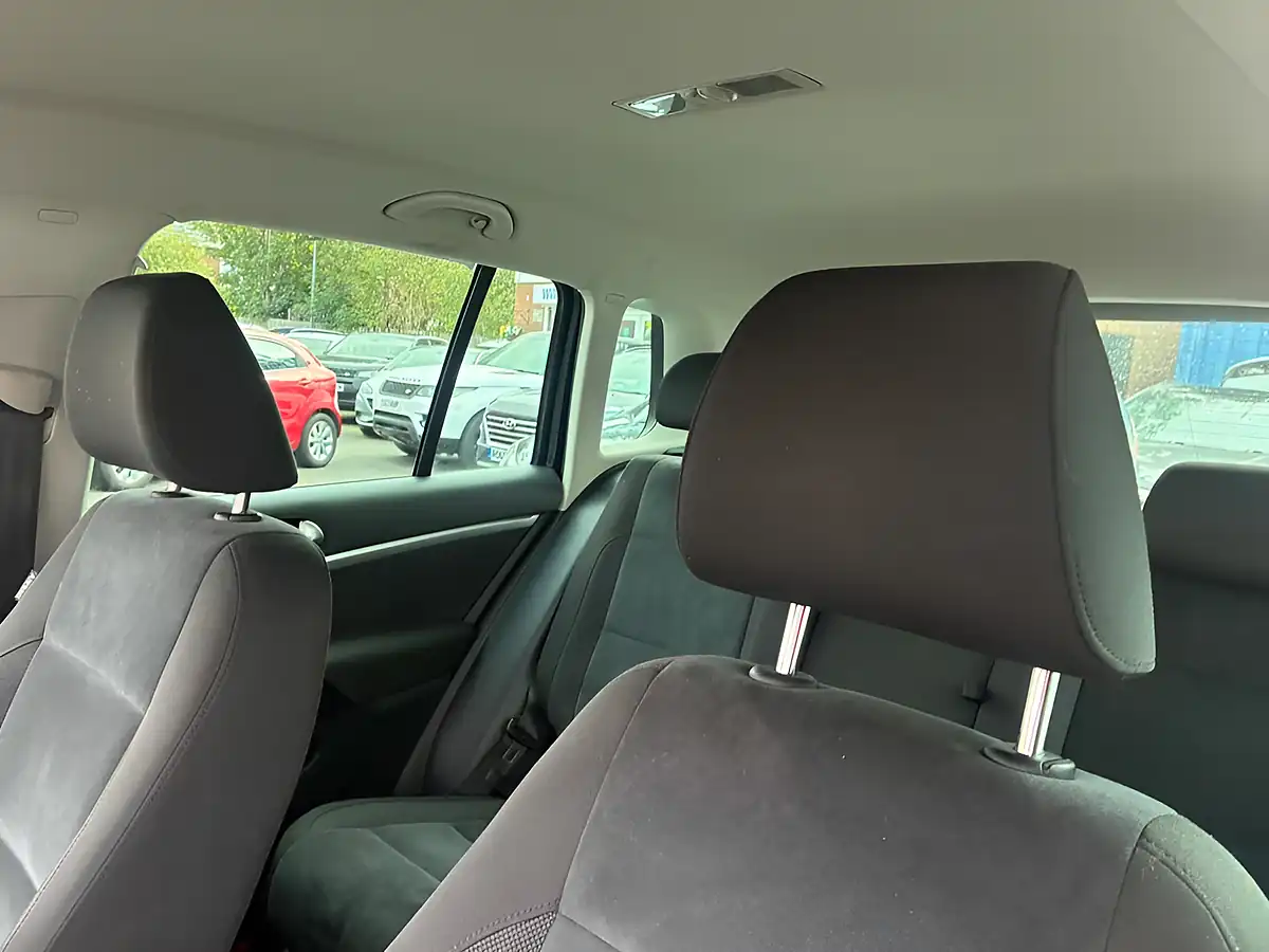 Used 2014 Volkswagen Tiguan Match Black - Interior and Exterior details 12