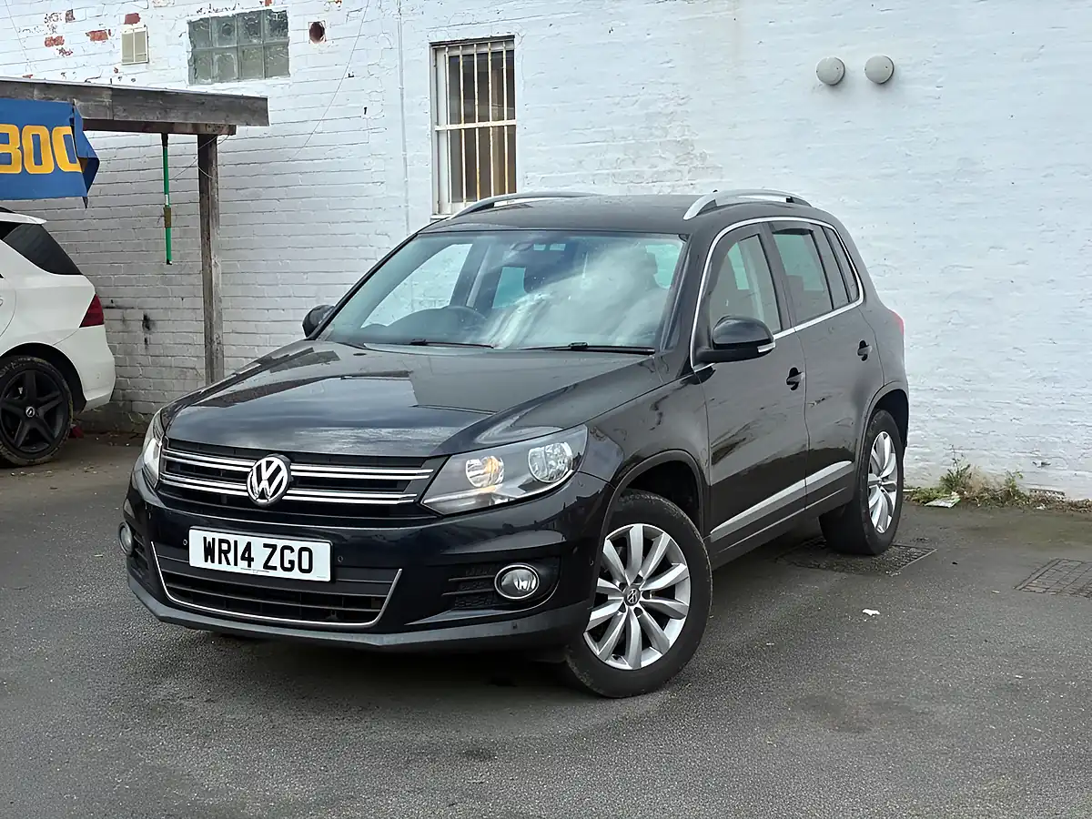 Used 2014 Volkswagen Tiguan Match Black - Interior and Exterior details 7