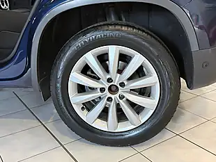 Used 2014 Volkswagen Tiguan Match Blue - Interior and Exterior details 11