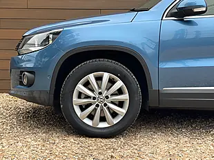 Used 2014 Volkswagen Tiguan Match Blue - Interior and Exterior details 10