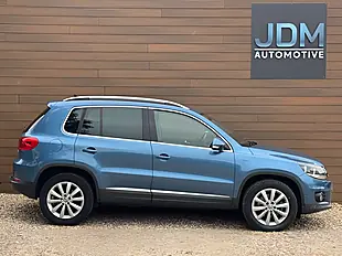 Used 2014 Volkswagen Tiguan Match Blue - Interior and Exterior details 2