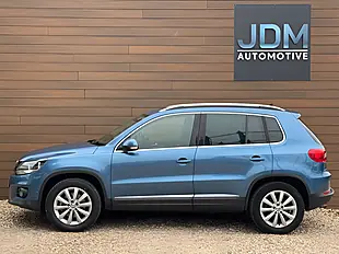 Used 2014 Volkswagen Tiguan Match Blue - Interior and Exterior details 7