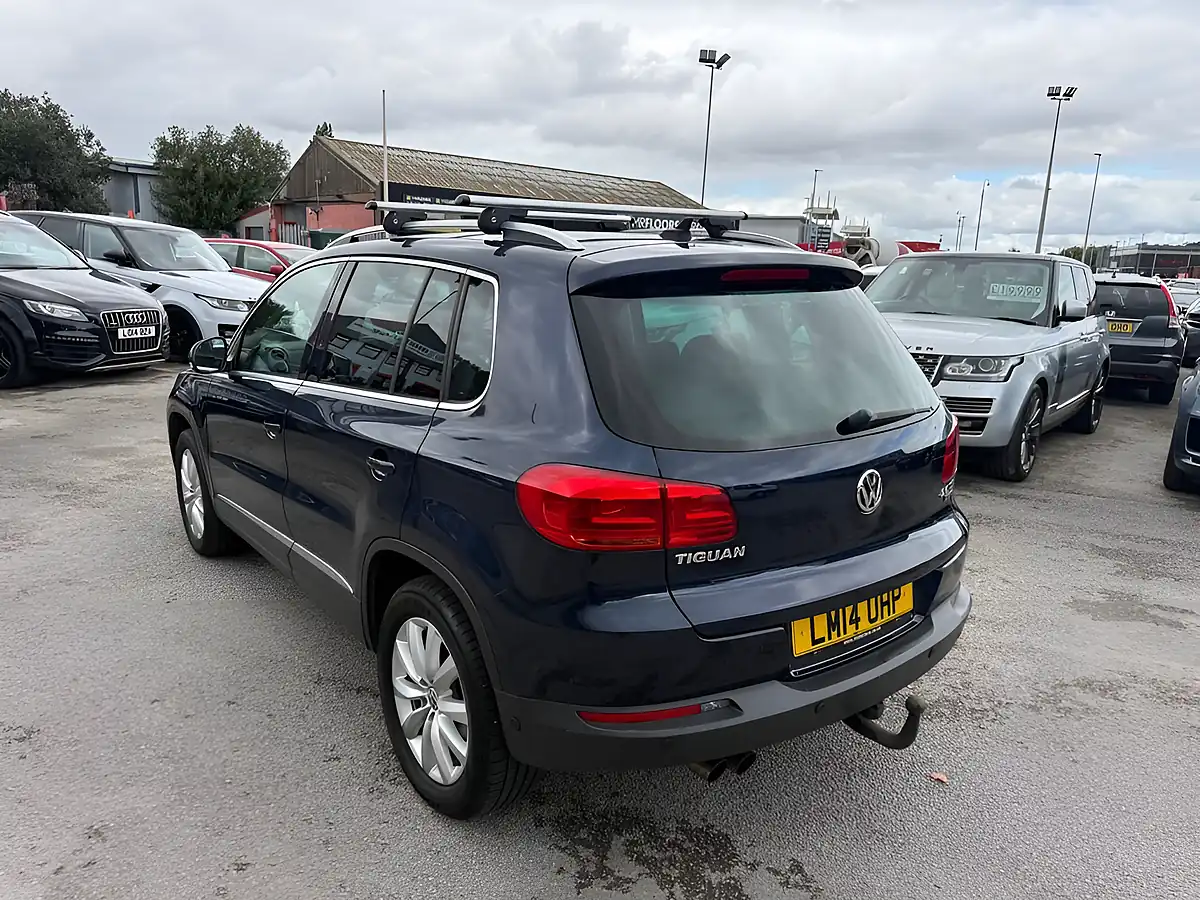 Used 2014 Volkswagen Tiguan Match Blue - Interior and Exterior details 5