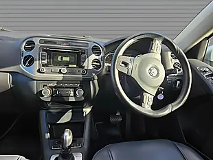 Used 2014 Volkswagen Tiguan Match Reflex Silver - Interior and Exterior details 19