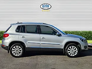 Used 2014 Volkswagen Tiguan Match Reflex Silver - Interior and Exterior details 2