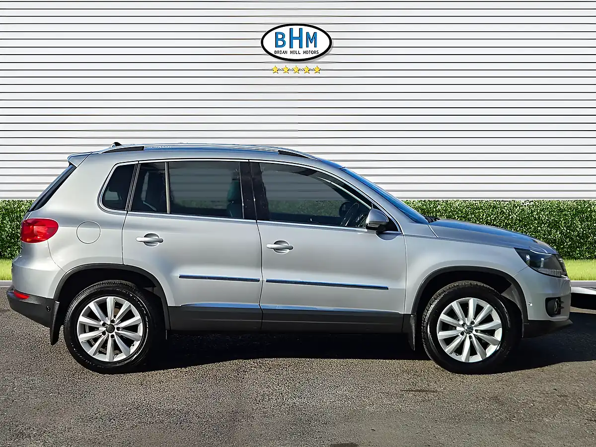 Used 2014 Volkswagen Tiguan Match Reflex Silver - Interior and Exterior details 2