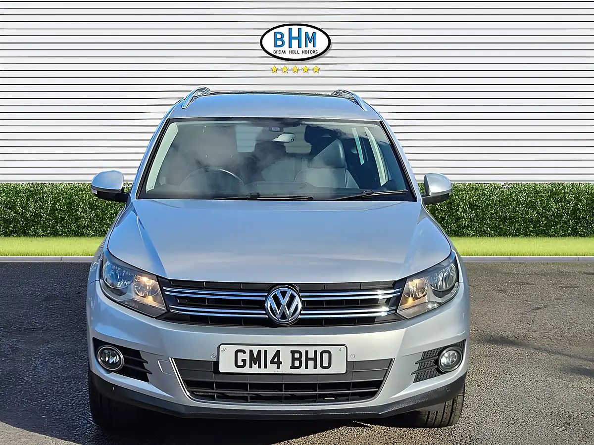 Used 2014 Volkswagen Tiguan Match Reflex Silver - Interior and Exterior details 3