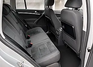 Used 2014 Volkswagen Tiguan Match Silver - Interior and Exterior details 11