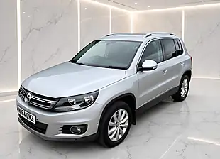Used 2014 Volkswagen Tiguan Match Silver - Interior and Exterior details 3