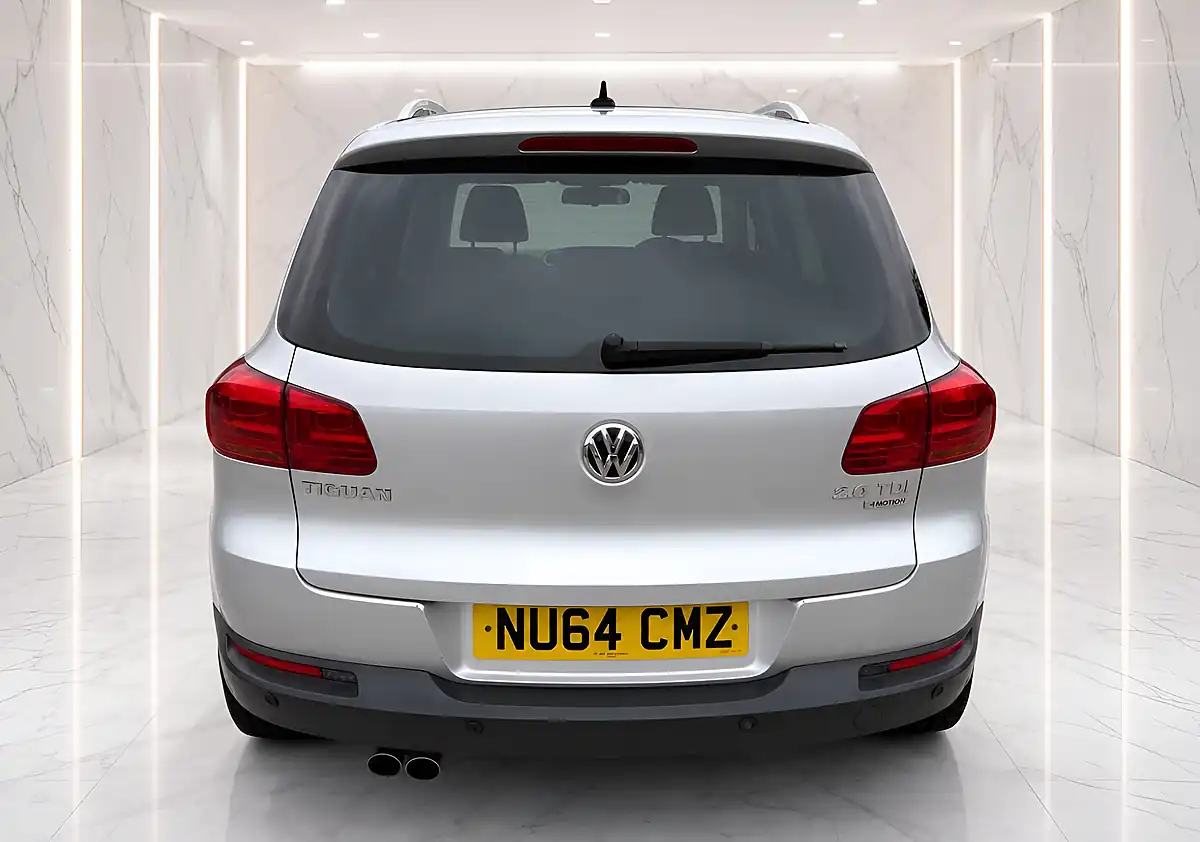 Used 2014 Volkswagen Tiguan Match Silver - Interior and Exterior details 6