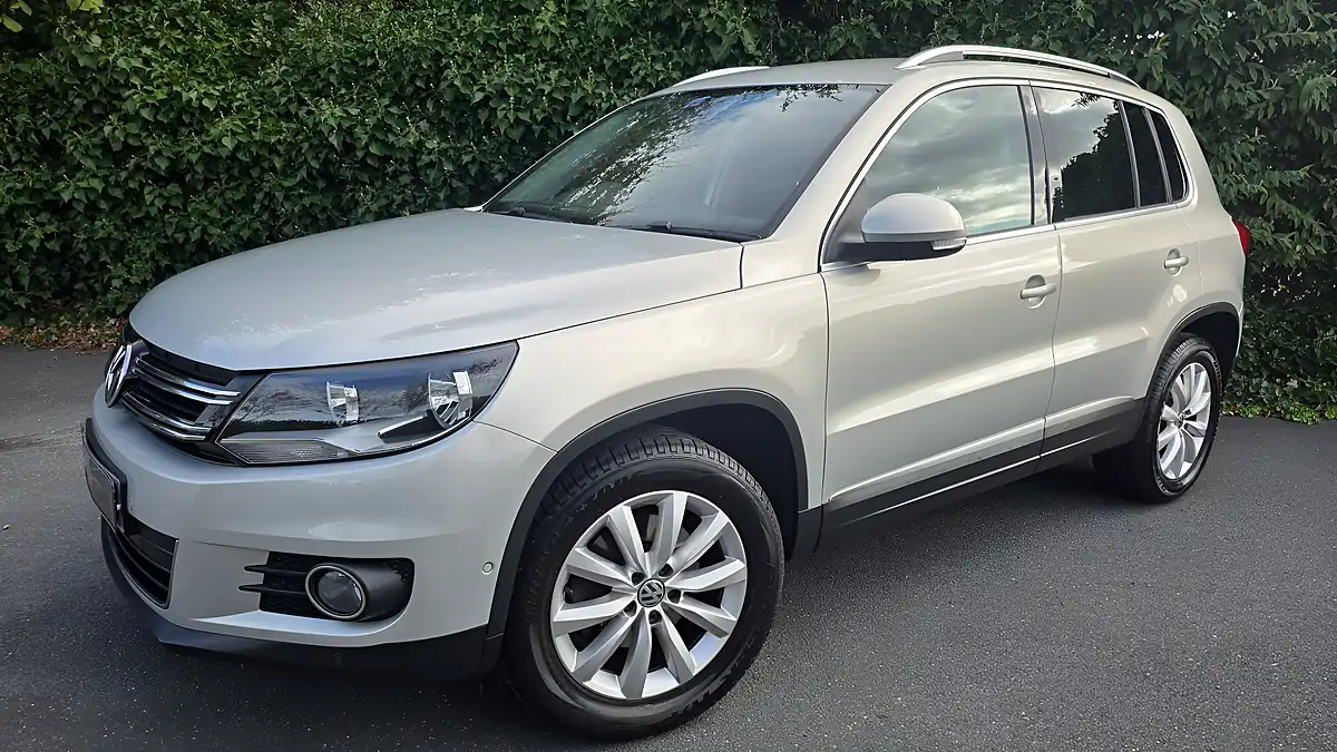 Used 2014 Volkswagen Tiguan Match Silver - Front View