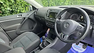 Used 2014 Volkswagen Tiguan Match Silver - Interior and Exterior details 11