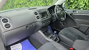 Used 2014 Volkswagen Tiguan Match Silver - Interior and Exterior details 12