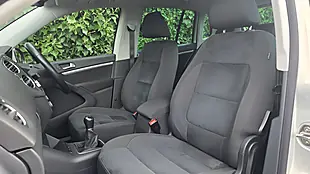 Used 2014 Volkswagen Tiguan Match Silver - Interior and Exterior details 13