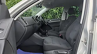 Used 2014 Volkswagen Tiguan Match Silver - Interior and Exterior details 14
