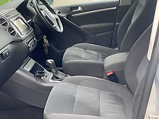 Used 2014 Volkswagen Tiguan Match Silver - Interior and Exterior details 11