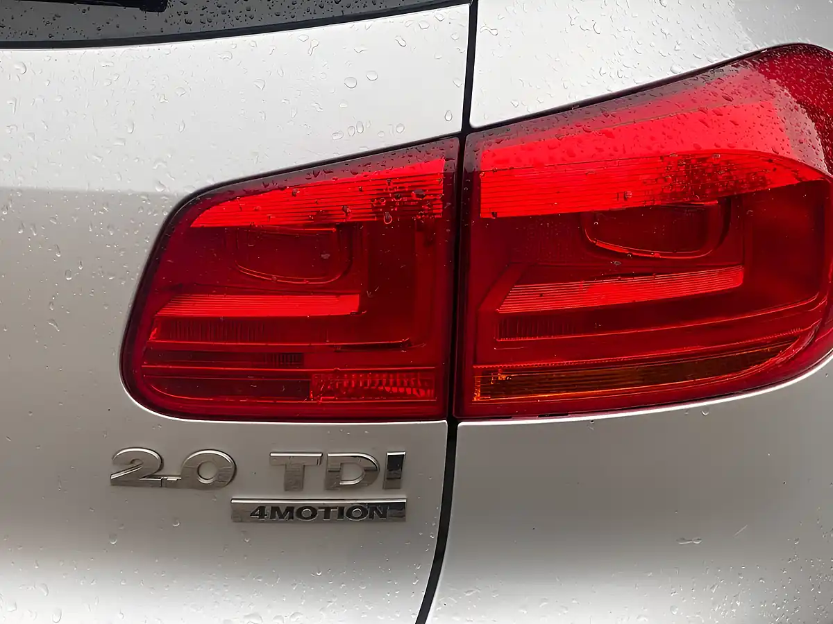 Used 2014 Volkswagen Tiguan Match Silver - Interior and Exterior details 19