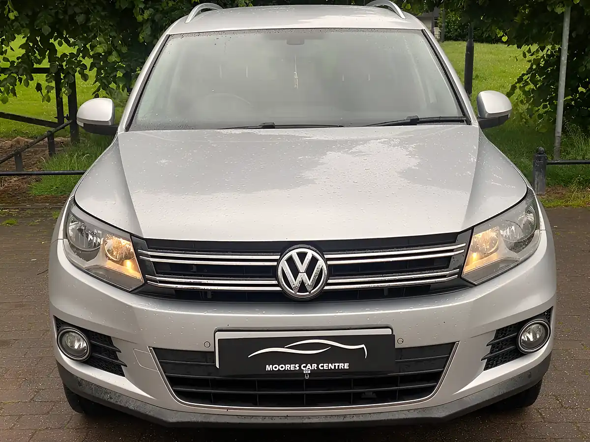 Used 2014 Volkswagen Tiguan Match Silver - Interior and Exterior details 3