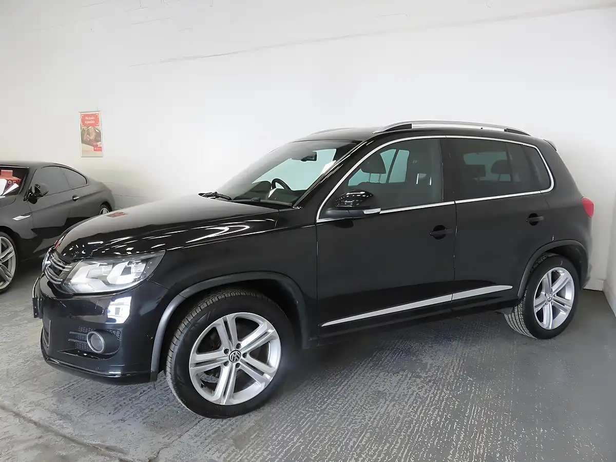 Used 2014 Volkswagen Tiguan R-Line Black - Interior and Exterior details 4