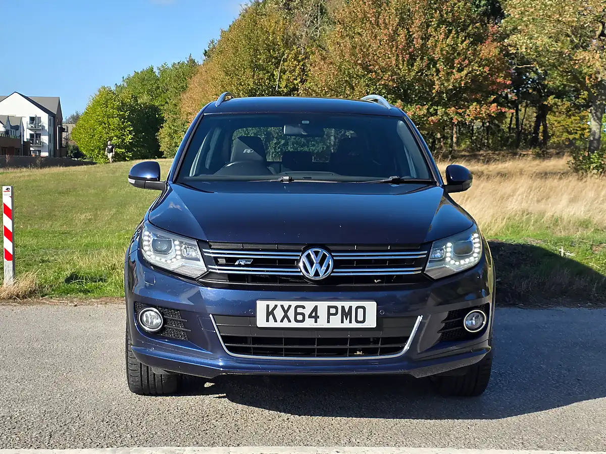 Used 2014 Volkswagen Tiguan R-Line Blue - Interior and Exterior details 2