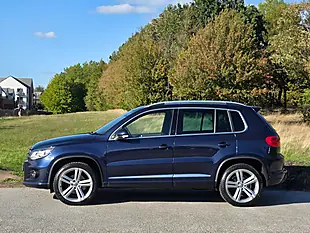 Used 2014 Volkswagen Tiguan R-Line Blue - Interior and Exterior details 4