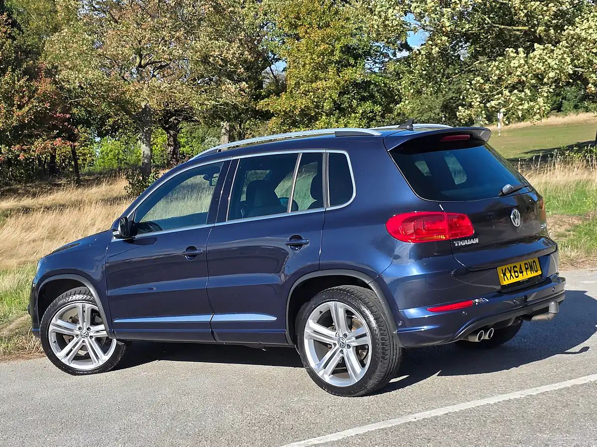 Used 2014 Volkswagen Tiguan R-Line Blue - Interior and Exterior details 5