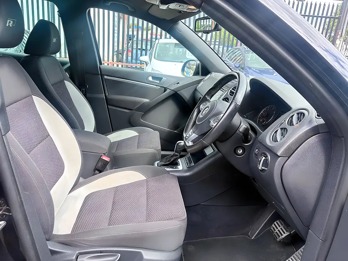 Used 2014 Volkswagen Tiguan R-Line Deep Black - Interior and Exterior details 12