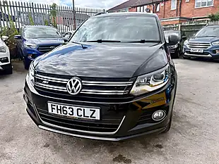 Used 2014 Volkswagen Tiguan R-Line Deep Black - Interior and Exterior details 3