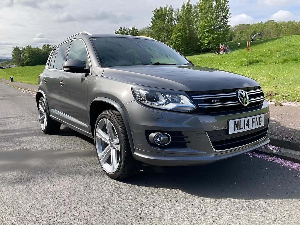 Used 2014 Volkswagen Tiguan R-Line Grey - Front View