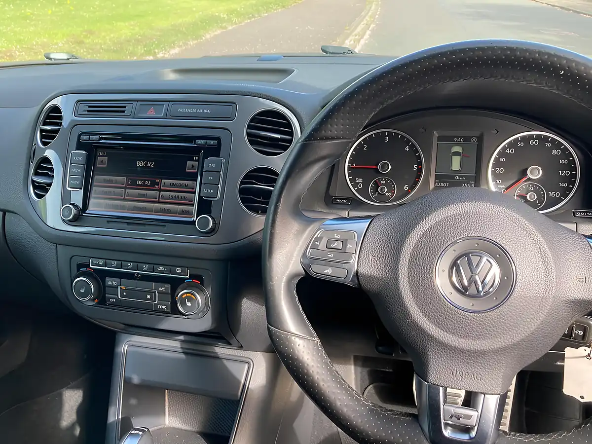 Used 2014 Volkswagen Tiguan R-Line Grey - Interior and Exterior details 16