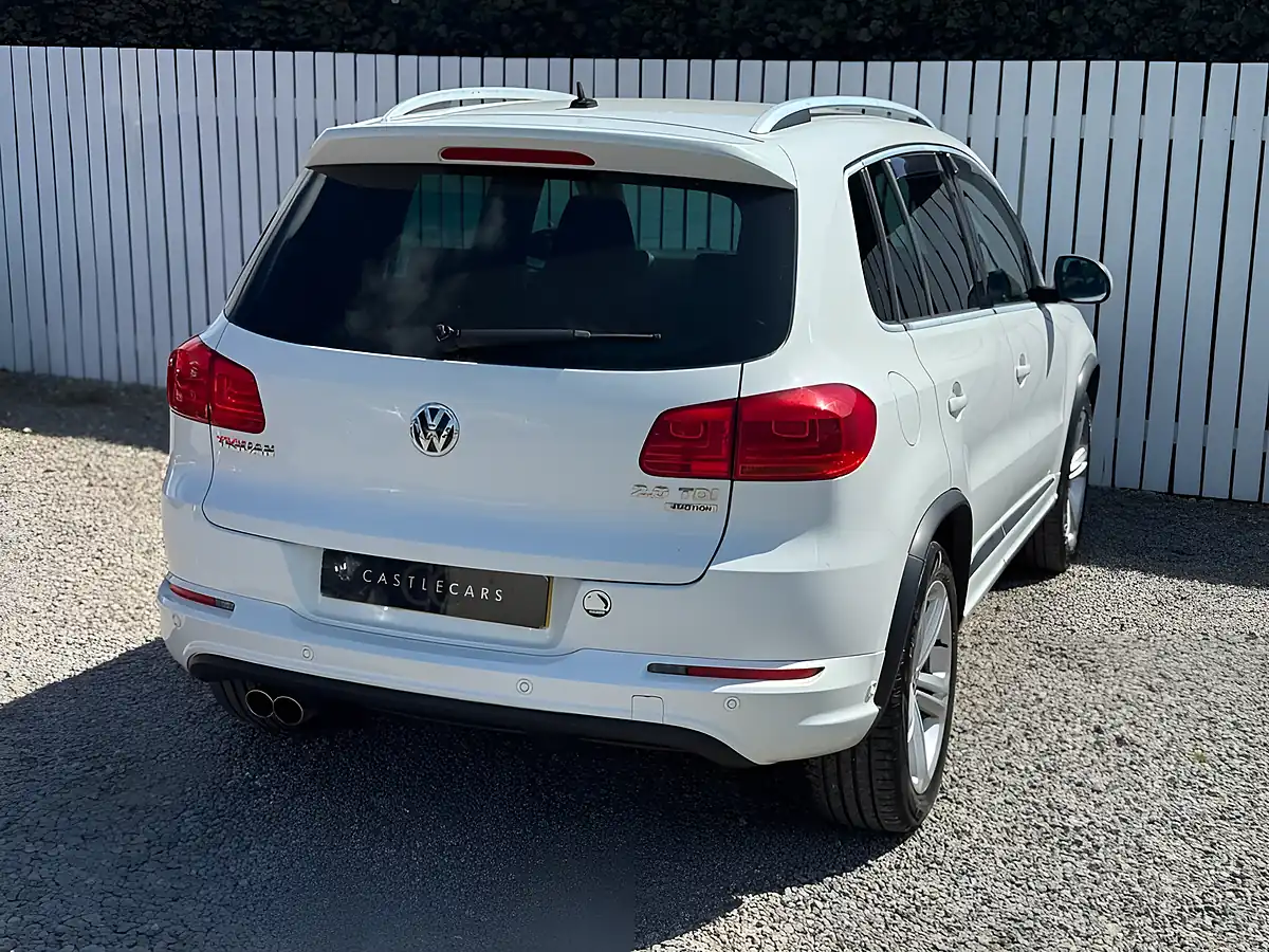 Used 2014 Volkswagen Tiguan R-Line White - Interior and Exterior details 6