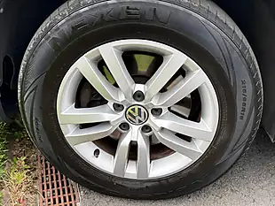 Used 2014 Volkswagen Tiguan S Silver - Interior and Exterior details 18