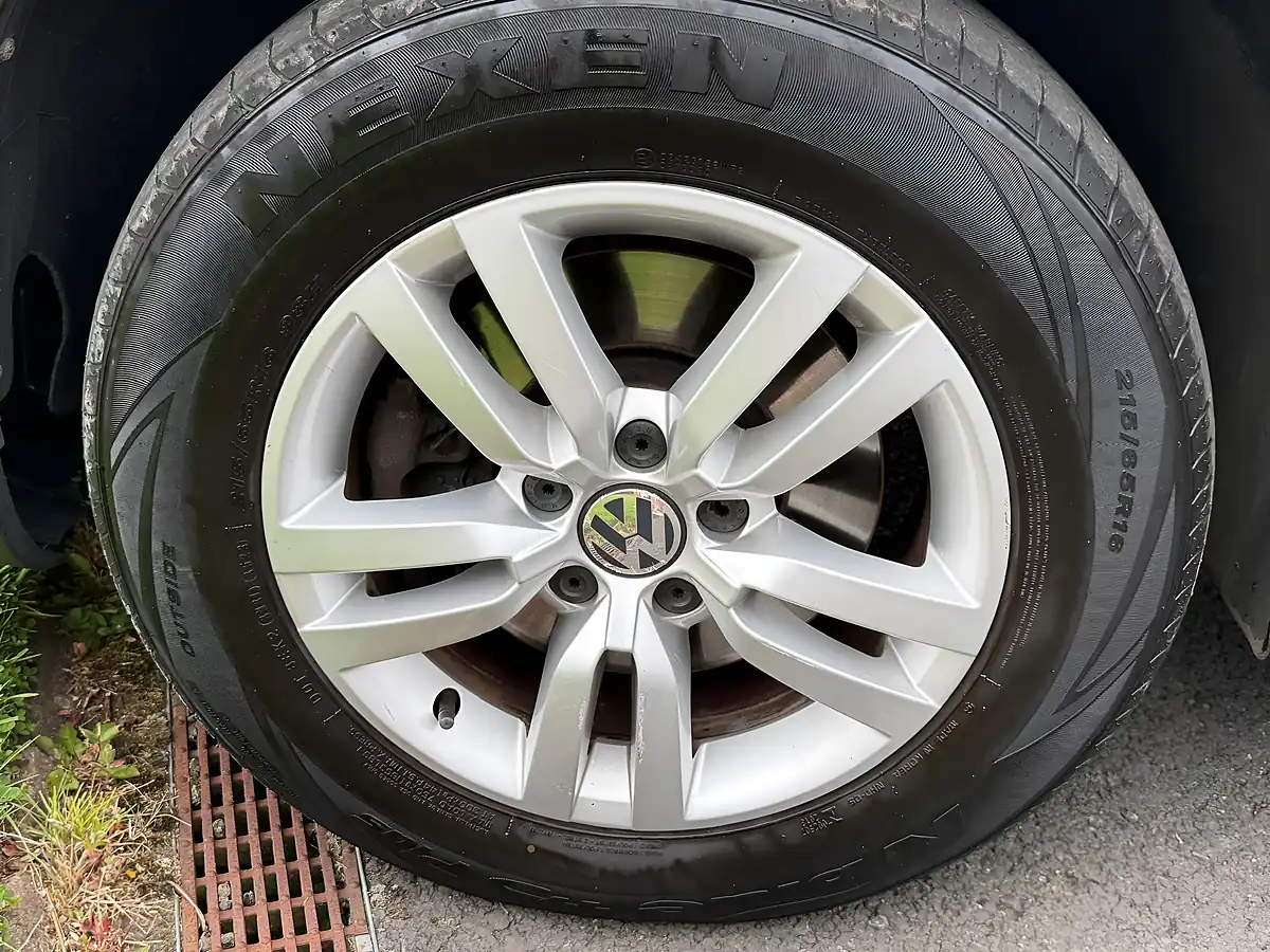 Used 2014 Volkswagen Tiguan S Silver - Interior and Exterior details 18