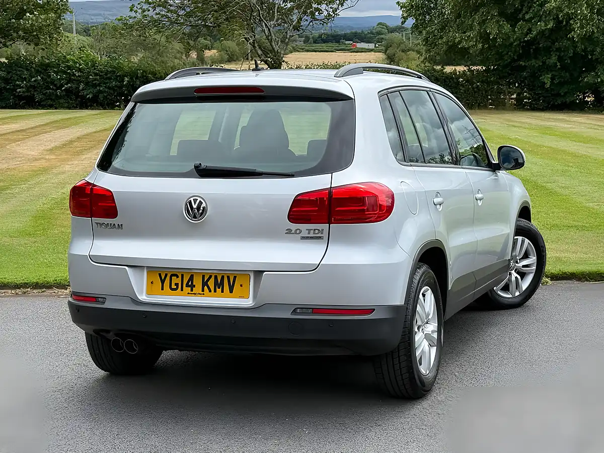 Used 2014 Volkswagen Tiguan S Silver - Interior and Exterior details 6