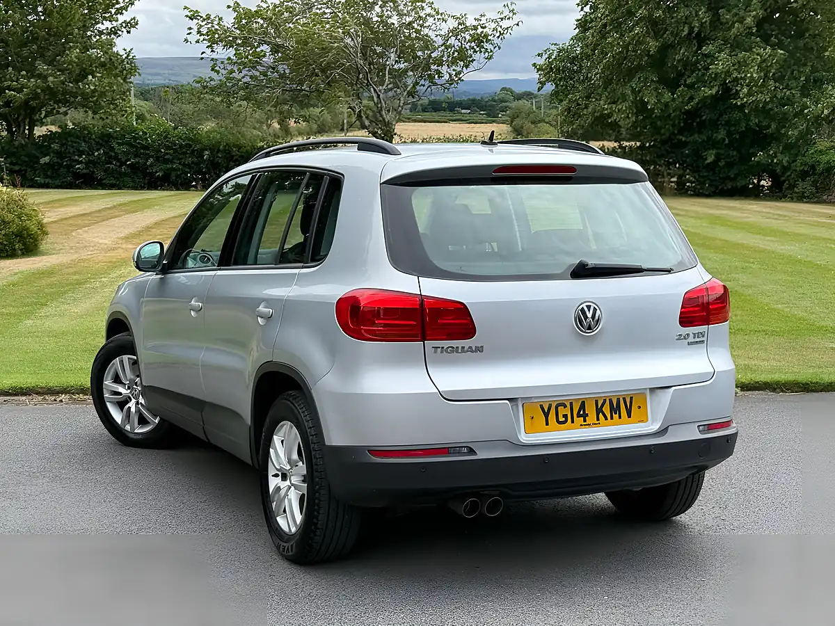 Used 2014 Volkswagen Tiguan S Silver - Interior and Exterior details 7