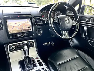 Used 2014 Volkswagen Touareg R-Line Black - Interior and Exterior details 14