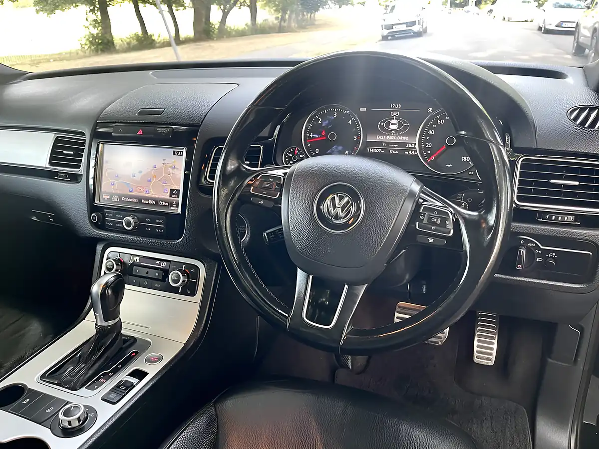 Used 2014 Volkswagen Touareg R-Line Black - Interior and Exterior details 16