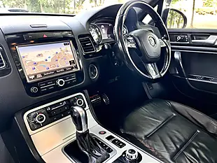 Used 2014 Volkswagen Touareg R-Line Black - Interior and Exterior details 18