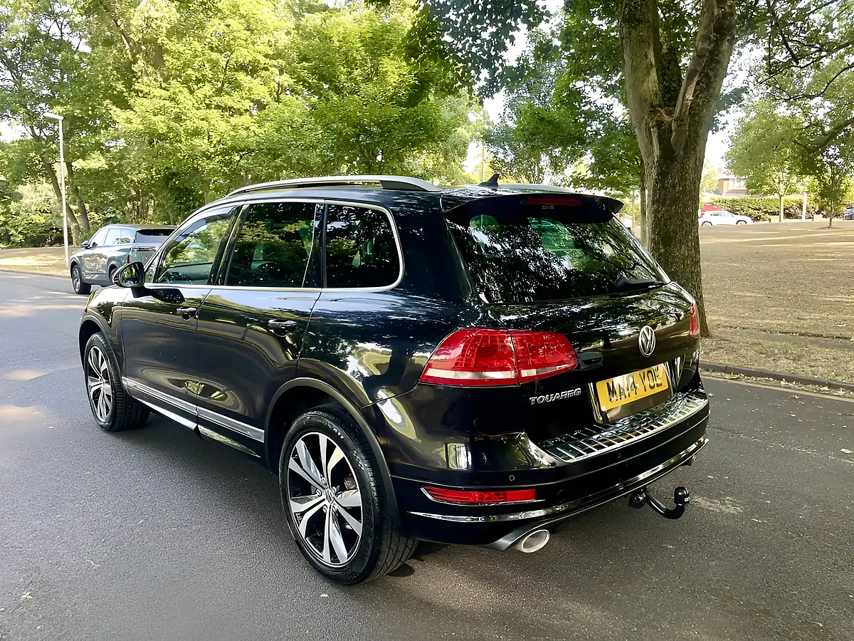 Used 2014 Volkswagen Touareg R-Line Black - Interior and Exterior details 3
