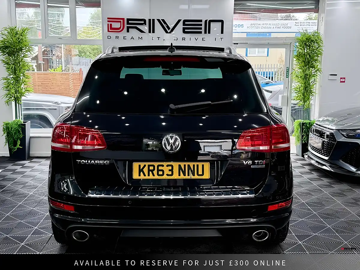 Used 2014 Volkswagen Touareg R-Line Black - Interior and Exterior details 10