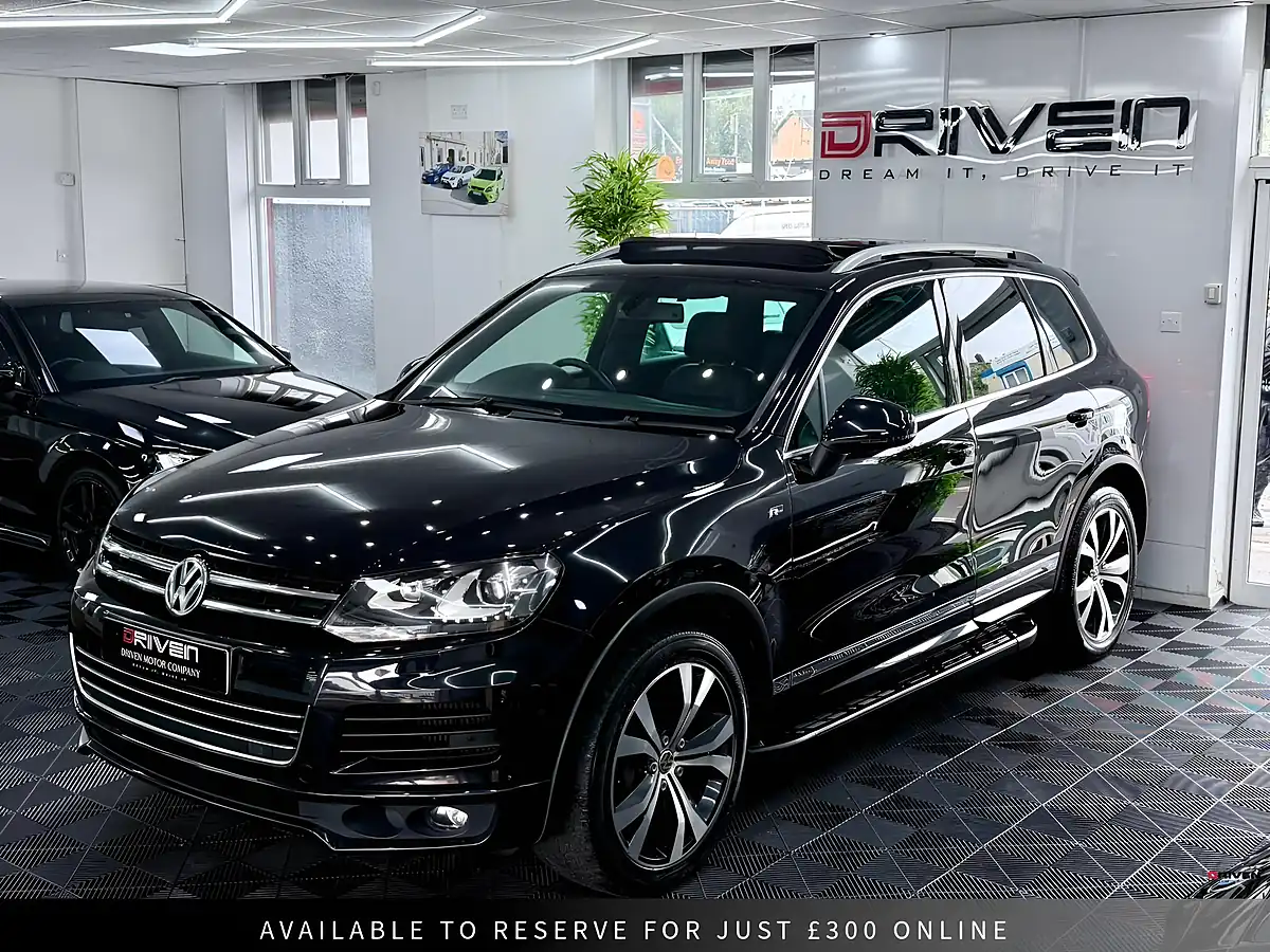 Used 2014 Volkswagen Touareg R-Line Black - Interior and Exterior details 6