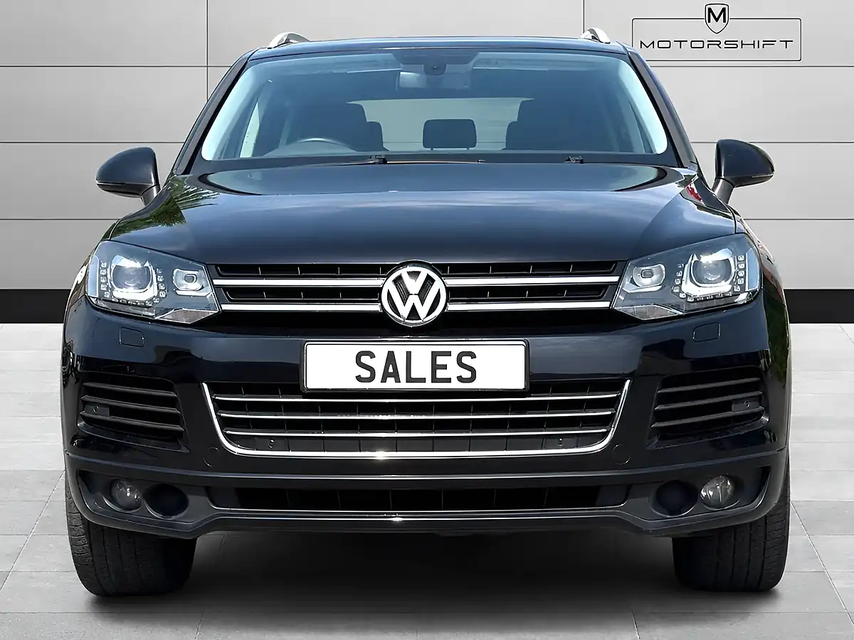 Used 2014 Volkswagen Touareg R-Line Black - Interior and Exterior details 3