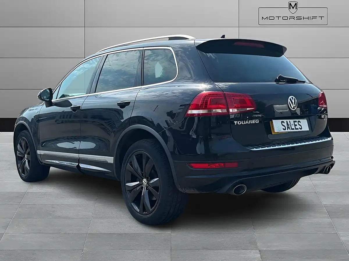 Used 2014 Volkswagen Touareg R-Line Black - Interior and Exterior details 9