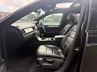 Used 2014 Volkswagen Touareg R-Line Black - Interior and Exterior details 13