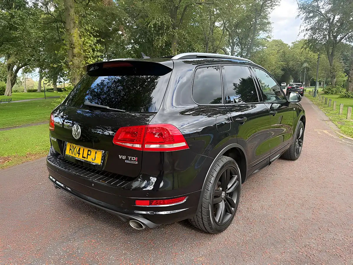 Used 2014 Volkswagen Touareg R-Line Black - Interior and Exterior details 4